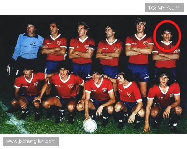 全球足球历史传奇球员数据大全与各国足球发展轨迹分析